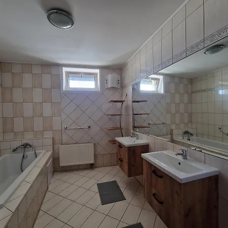 Bydlím U Arény Ubytování v soukromí